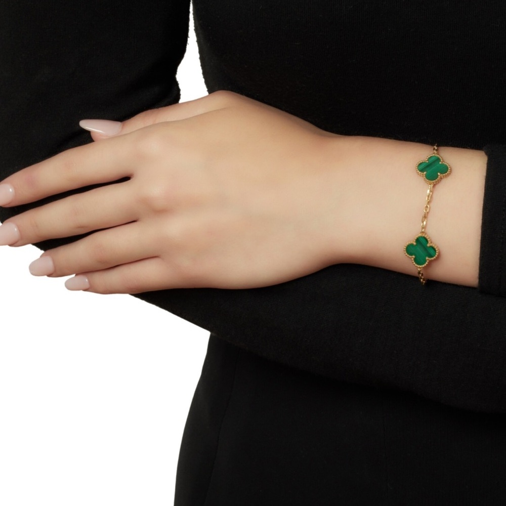 Green Clover Bracelet - Picture 3 of 5